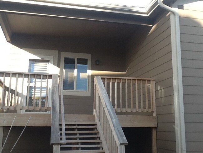 Foto del edificio - 3 BEDROOM, 2.5 BATHROOM SADDLE RIDGE TWINHOME