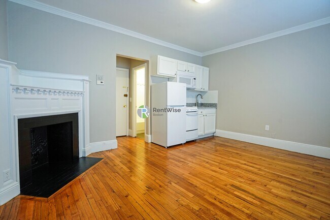 Building Photo - 50 Park Vale Ave