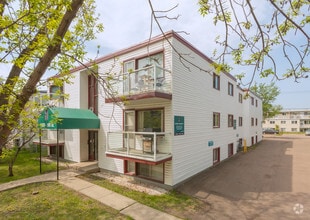 Building Photo - Erin Place
