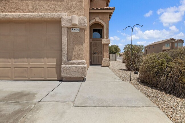 Building Photo - Nice Two-Story Family Home In Rita Ranch w...