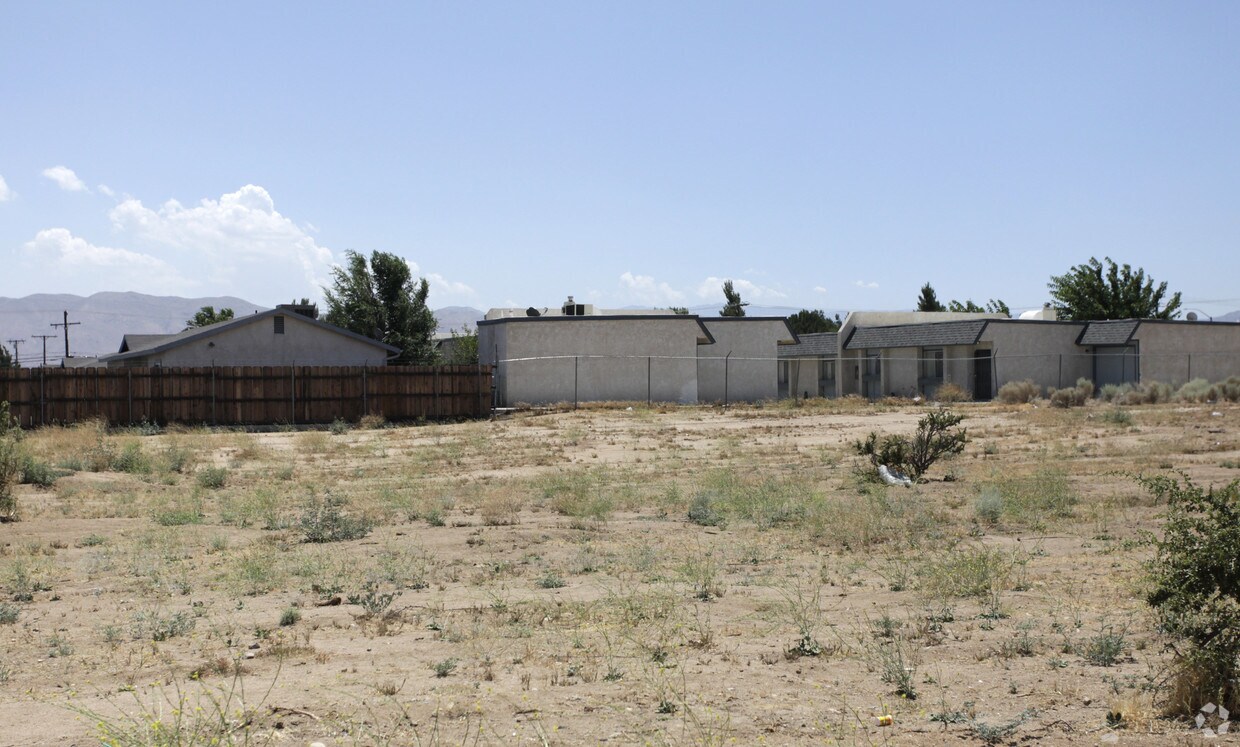 Building Photo - 8896 I Ave