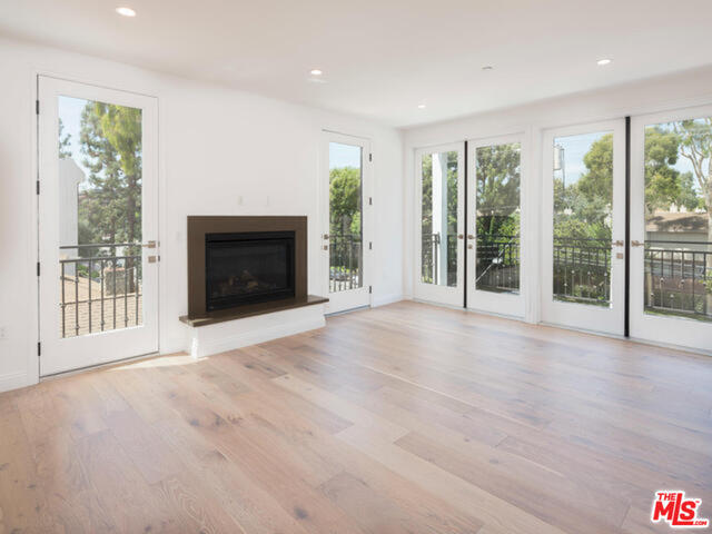 Building Photo - 15200 W Magnolia Blvd