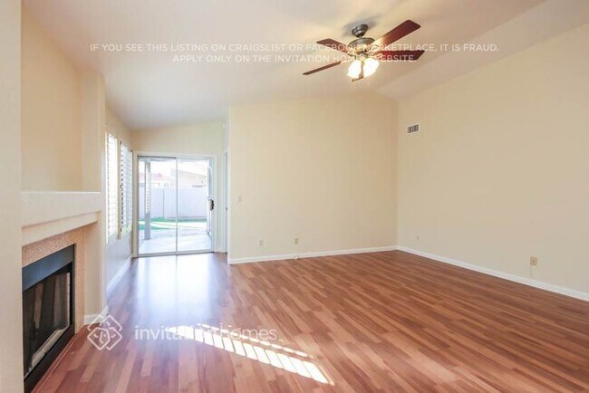 Foto del edificio - 4525 E Silverwood Dr