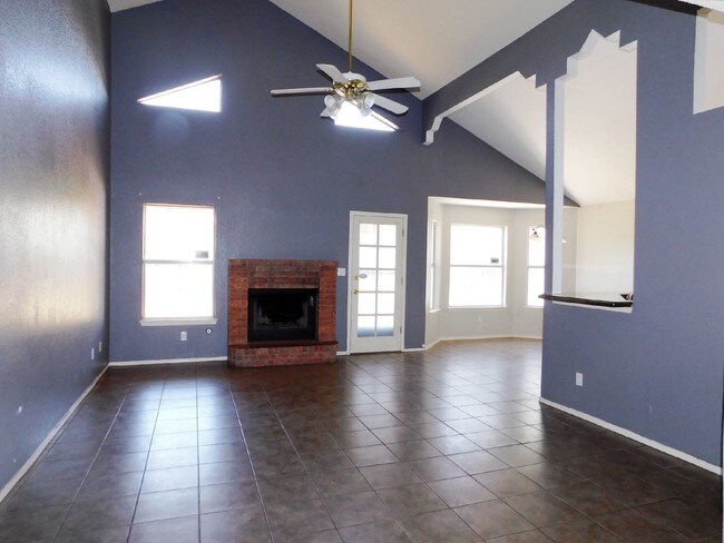 Building Photo - 3 br, 2 bath House - 11887 Stone Castle