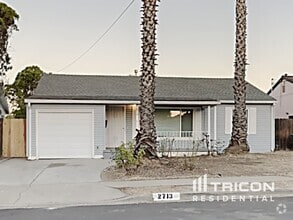 Building Photo - 2713 Dolores St