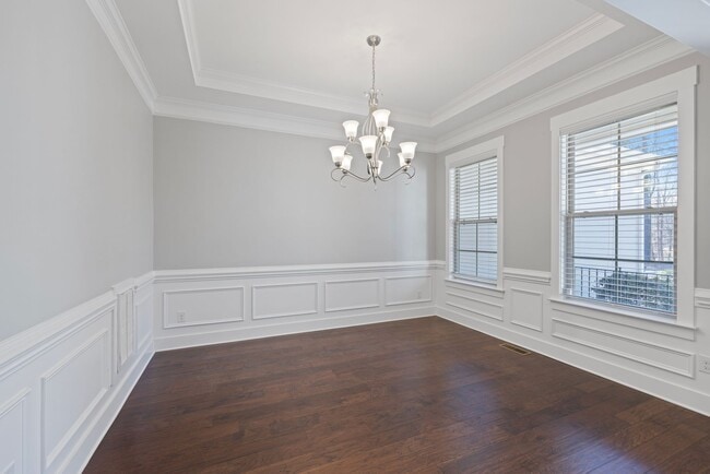 Building Photo - 704 Kenway Loop