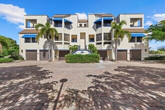 Building Photo - 2012 Harbourside Dr
