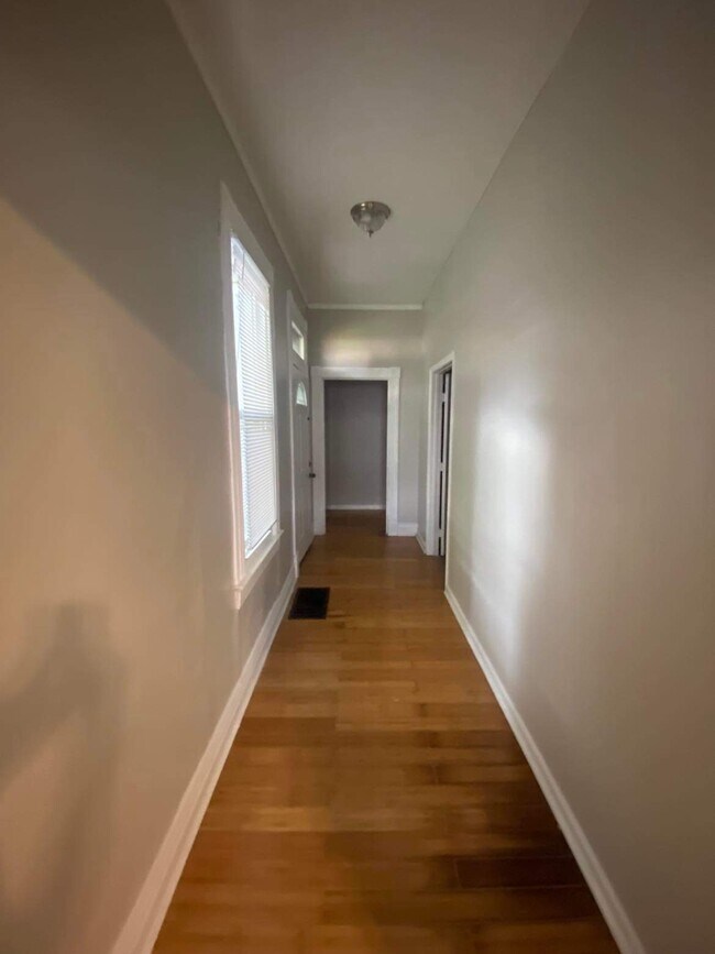 Foto del edificio - 3004 Taylor Blvd