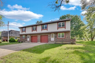 Building Photo - 3702 NE 69th St