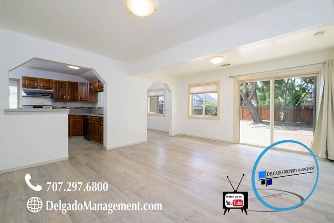 Foto del edificio - Gorgeous, newly remodeled home located nea...