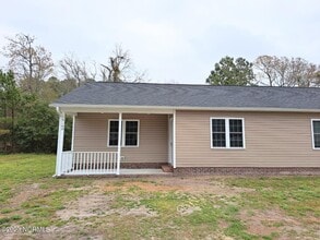 Building Photo - 151 Oyster Ln