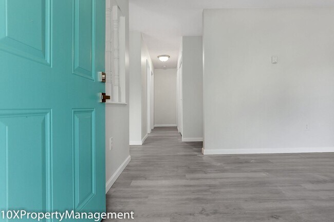 Foto del edificio - 5401 Adderley Ave
