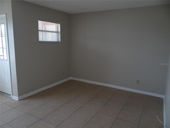 Foto del edificio - 11017 126th Ave N