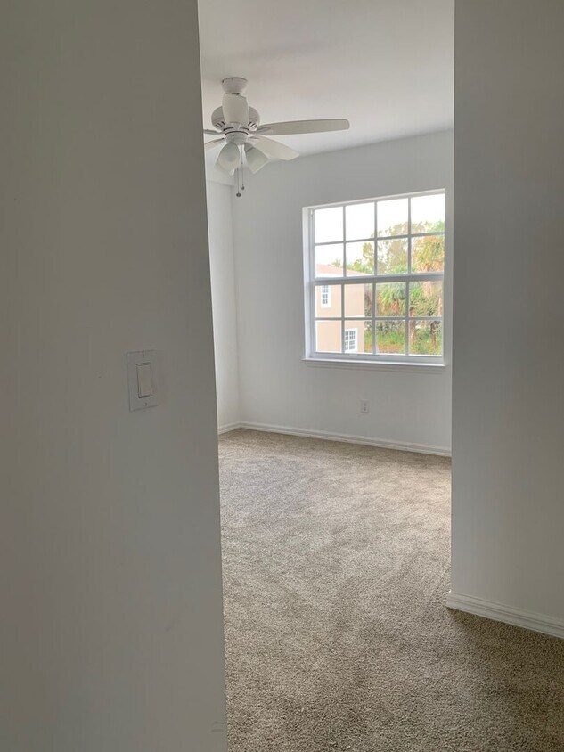 3/2.5/1 Spacious Townhome - 3/2.5/1 Spacious Townhome