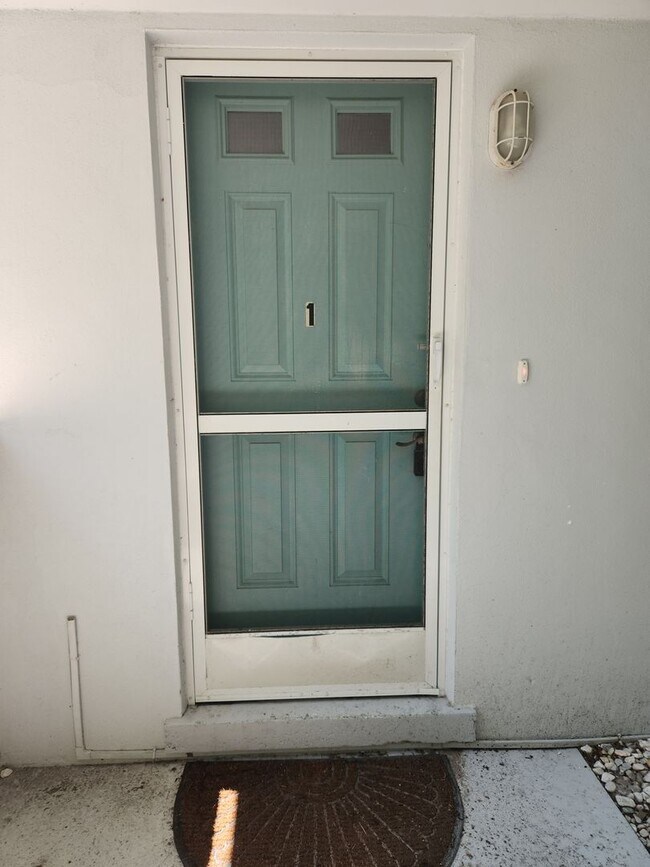 Photo - 565 Golden Gate Point House