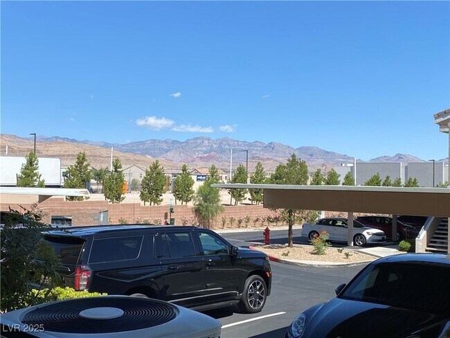 Foto del edificio - 9330 W Maule Ave