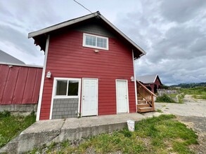 Building Photo - 52471 Reedsford Rd