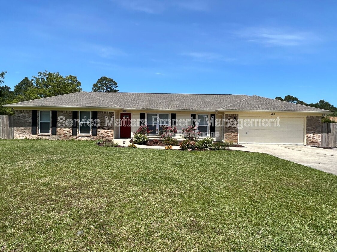 Primary Photo - 602 Sawara Cir