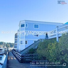 Building Photo - 3889 Harborview Dr