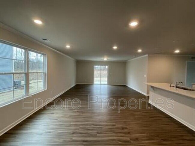 Foto del edificio - 800 Bellewood Gardens Dr