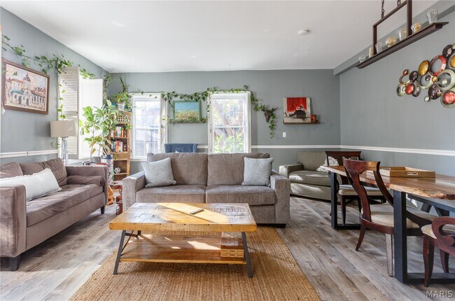 Foto del edificio - 906 Hickory St