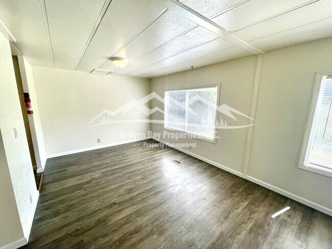 Foto del edificio - Cape Arago Hwy, CB: 3bdrm/2ba