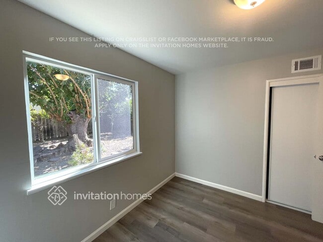 Foto del edificio - 3823 Shasta Cir