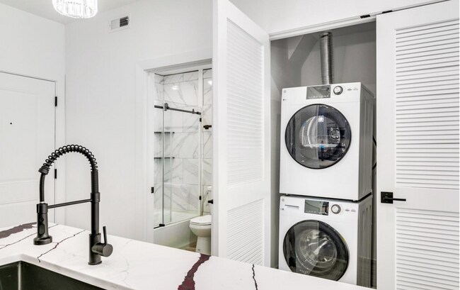 Building Photo - 2054 N 2nd St