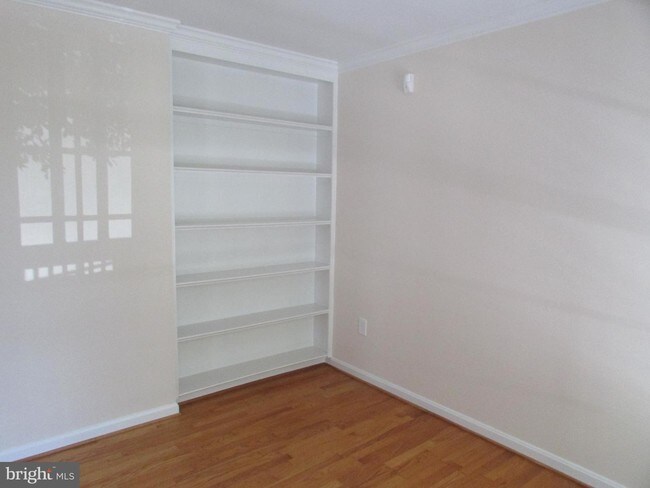 Building Photo - 6159 Coventry Ct
