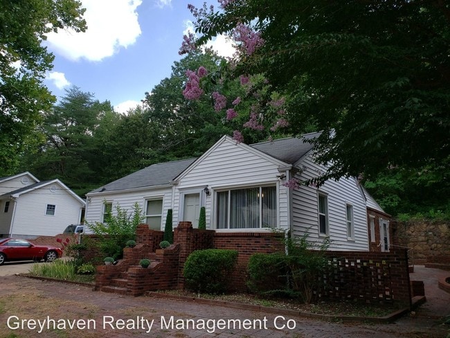 Building Photo - 3 br, 2 bath House - 3738 Occonechee Trail