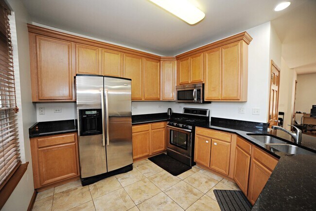 Building Photo - 1403 Flagstone Pl
