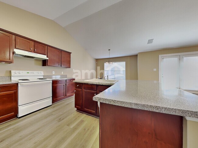 Foto del edificio - 5404 Silver Grove Ln