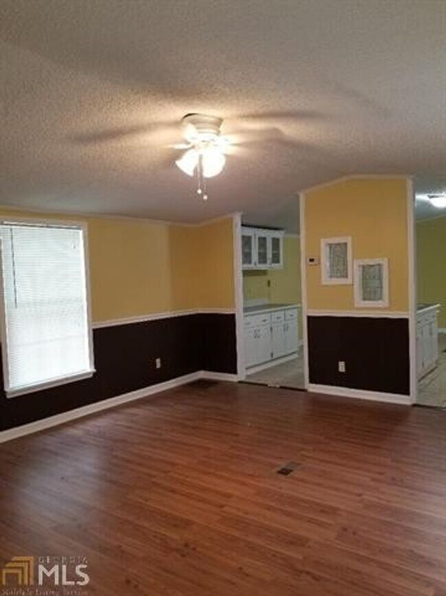 Foto del edificio - 169 Brentwood Ln
