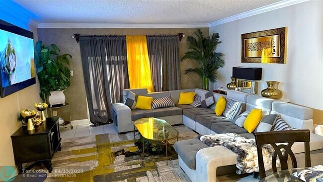 Foto del edificio - 2214 S Cypress Bend Dr