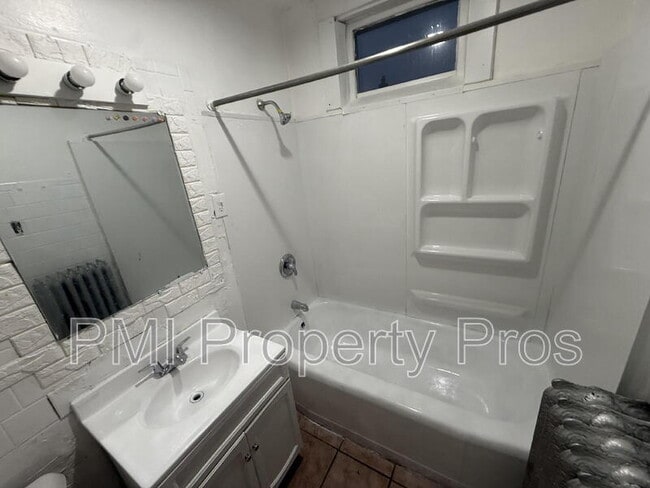 Foto del edificio - 1560 S 7th St