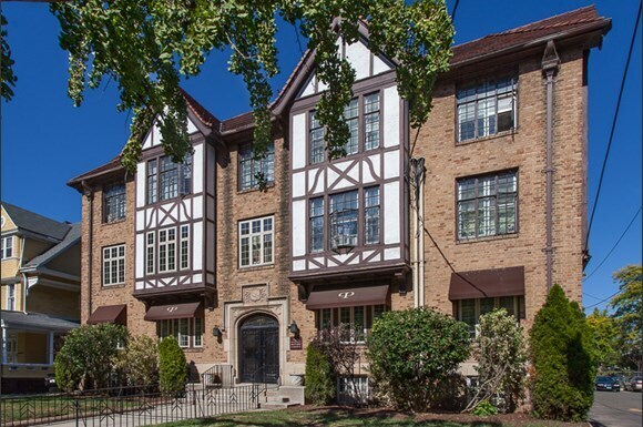 Foto del edificio - 1447 Chapel St