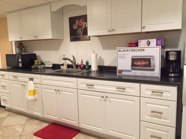 kitchen with everything but a stove - 412 Taulman Rd