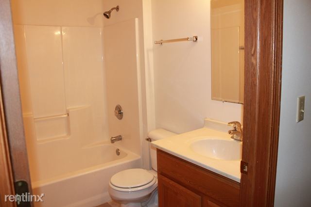 Building Photo - 534 Partridge Ct