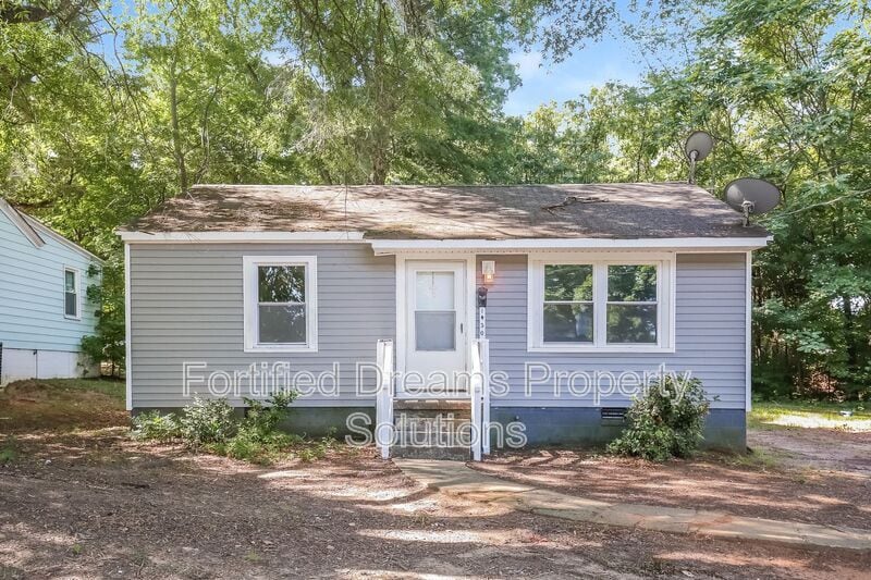 Primary Photo - 1430 Marne St