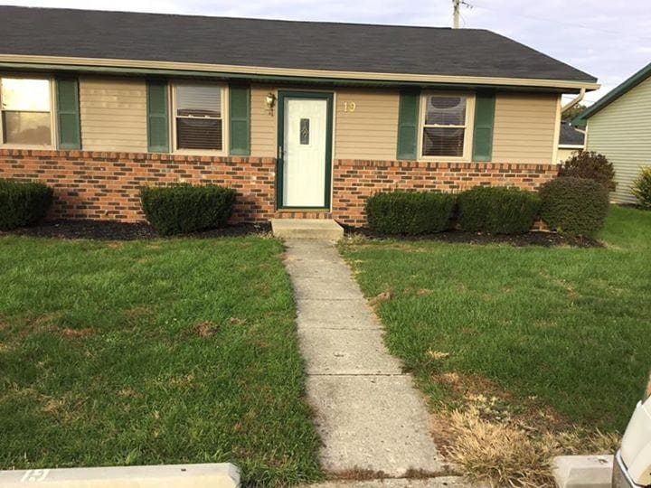 Primary Photo - 225 S