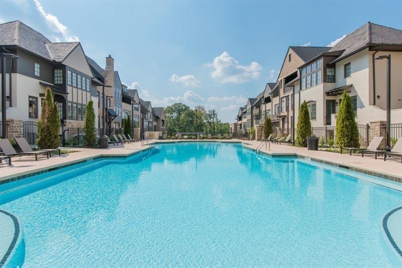 Foto principal - 6641 Beacon Dr