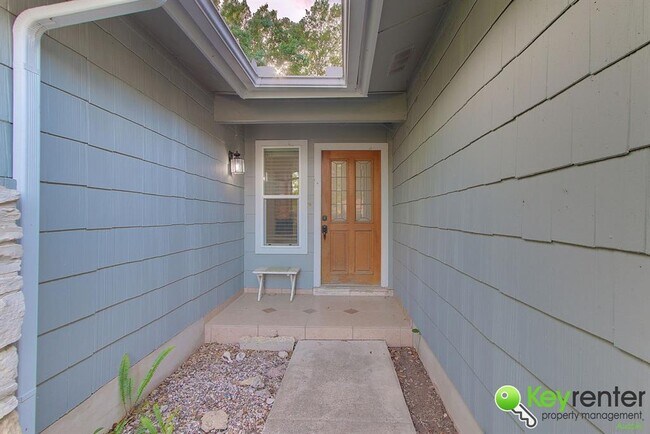 Foto del edificio - 9802 Willers Way