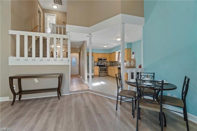 Building Photo - For Rent Salem Villages