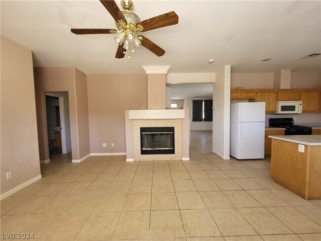 Building Photo - 3208 Lapis Beach Dr