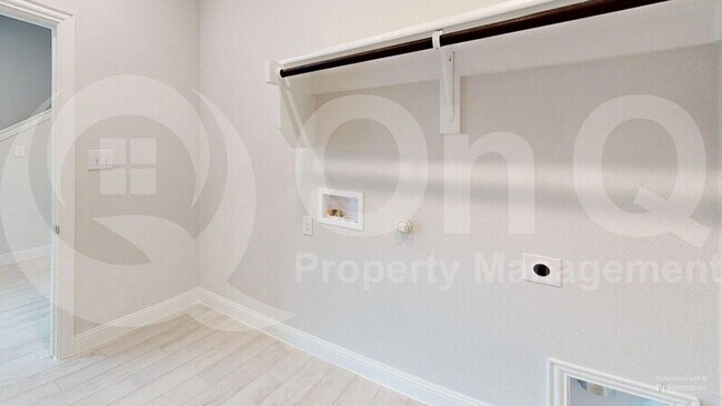 Foto del edificio - 3206 Cordelia Dr