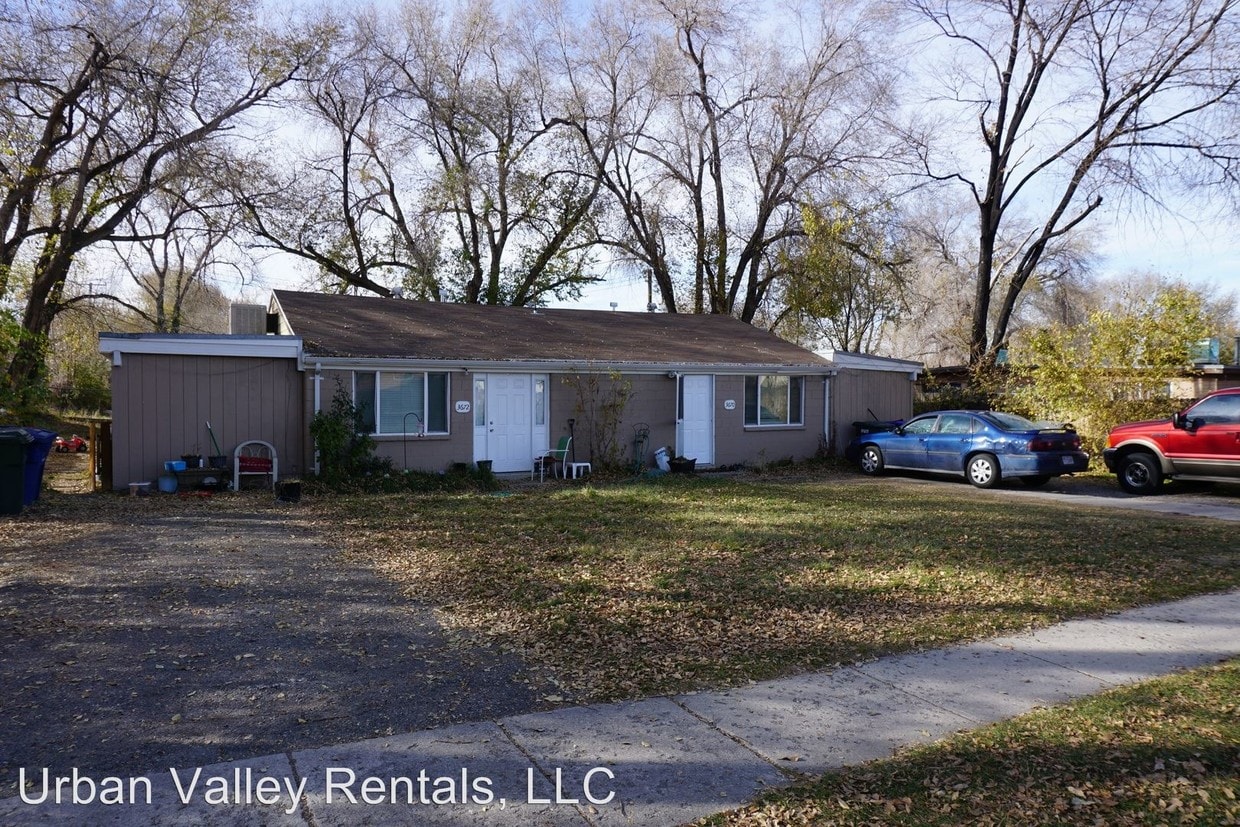 Primary Photo - 3670-3672 Atlas Way