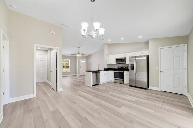 Foto del edificio - 1336 W Cary Dr