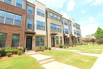 952 Broad River Ln