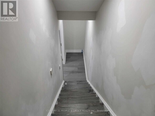 Building Photo - 63 Clearfield Dr