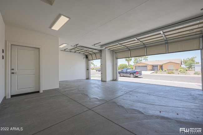 Building Photo - 2743 N Lema Dr